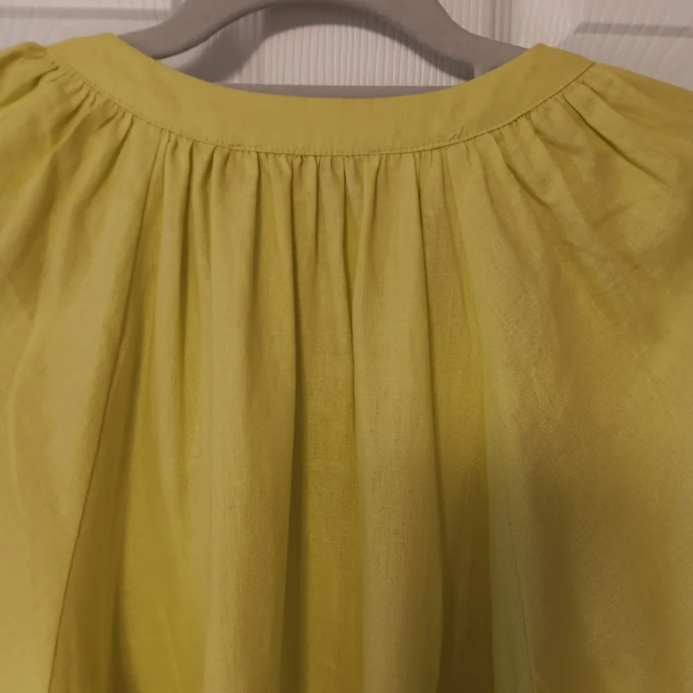 Loft Chartreuse Linen Blend Tie Neck Puff Short Sleeves Peasant Top Blouse‎ M